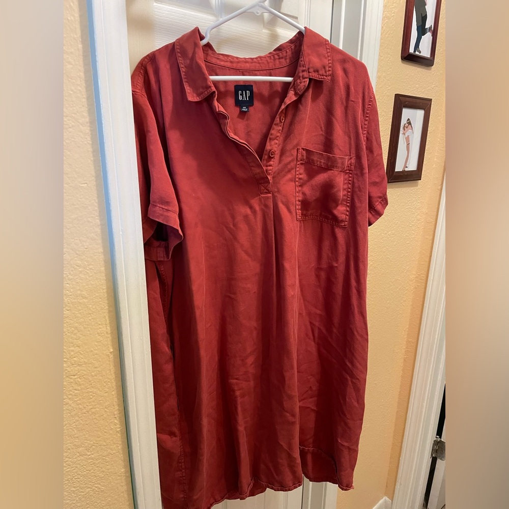 GAP Lyocell Red Short Sleeve Mini Dress